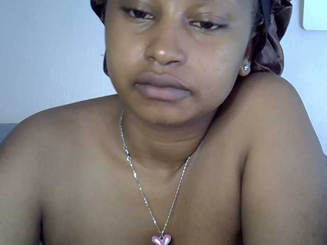 Cayvaal's BongaCams show and profile