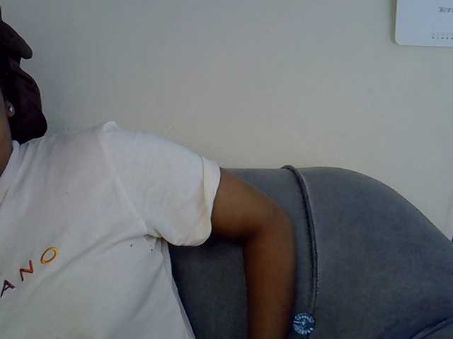 Cayvaal's BongaCams show and profile