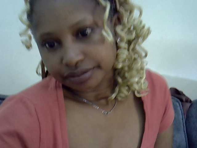 Cayvaal's BongaCams show and profile