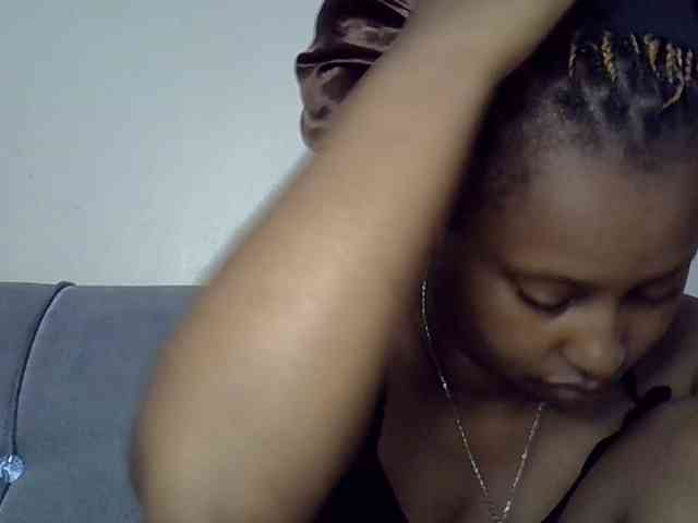 Cayvaal Live Webcam on BongaCams