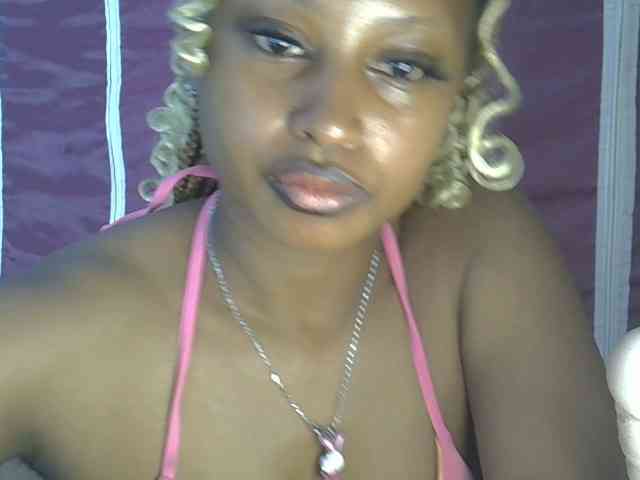 Cayvaal Live Webcam on BongaCams