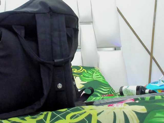 lilicameron's BongaCams show and profile