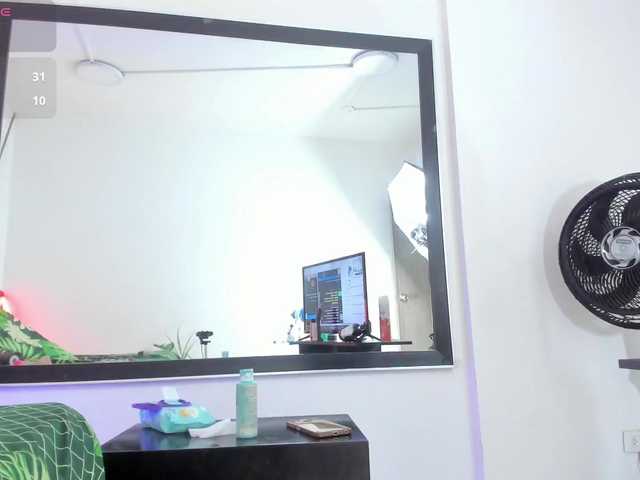 lilicameron's BongaCams show and profile
