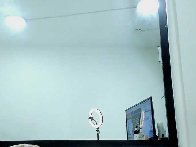 lilicameron's BongaCams show and profile