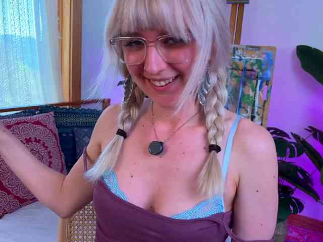 allyelliot webcam