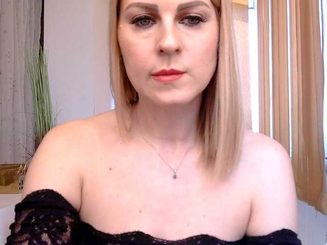 Sexyemma4you1 webcam