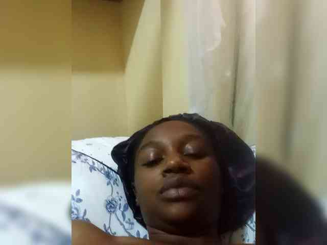 Pinkyyaffairs webcam