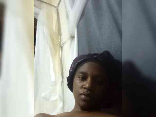 Pinkyyaffairs webcam