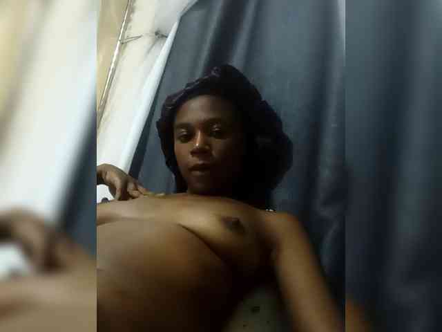 Pinkyyaffairs webcam