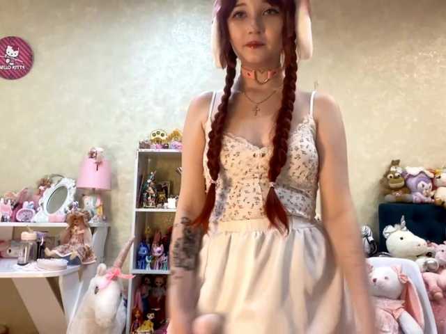 LubaKrone's BongaCams show and profile