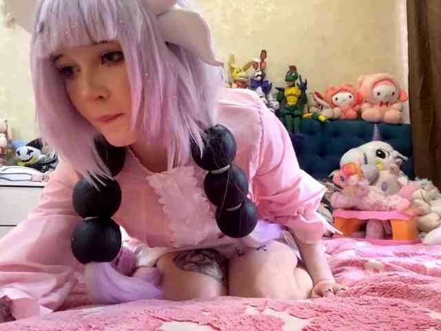 LubaKrone Live Webcam on BongaCams