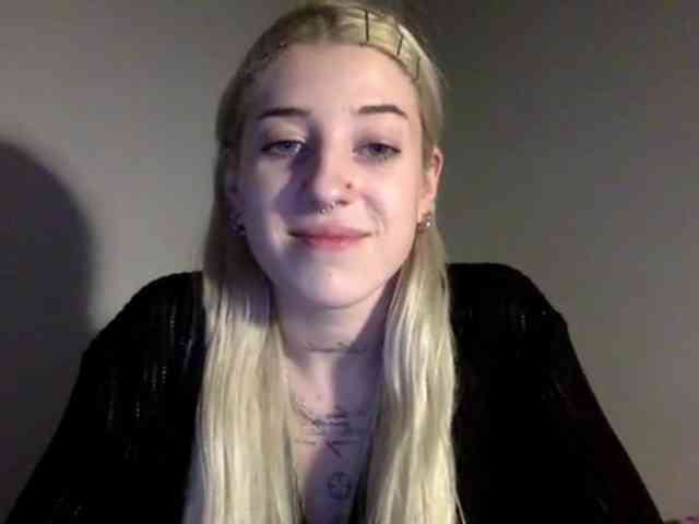 Emmyhot webcam
