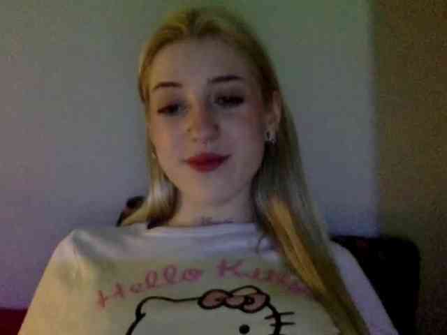 Emmyhot webcam