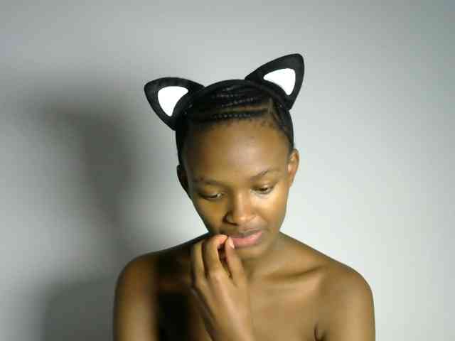 prettyquin256 webcam