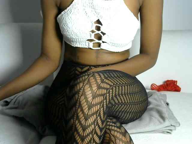 prettyquin256 webcam