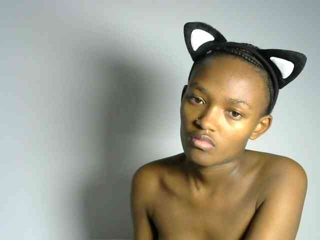 prettyquin256 webcam