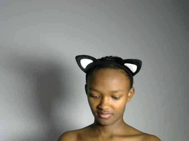 prettyquin256 webcam