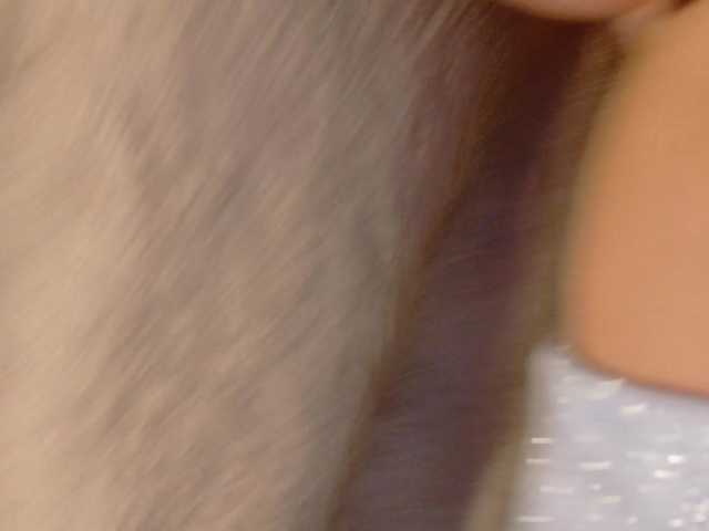 ArianaRougee's BongaCams show and profile