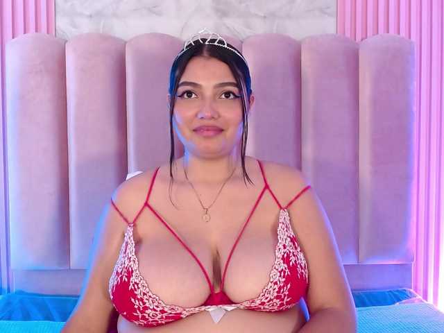 ArianaRougee's BongaCams show and profile