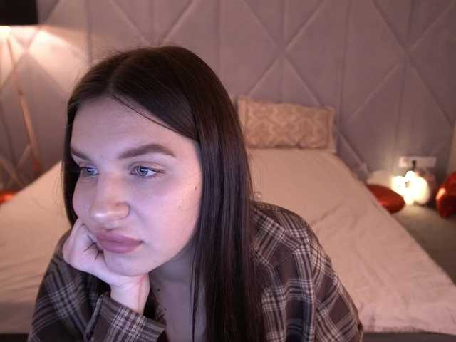 MilaniaCartie's BongaCams show and profile