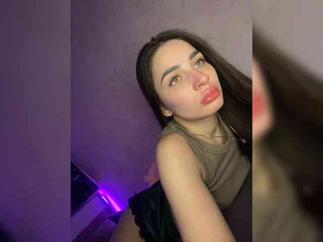 Vika96-1 Live Webcam on BongaCams