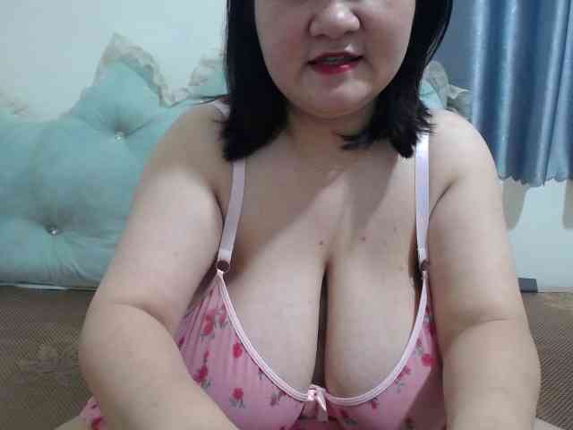 Doll-Sexxy webcam