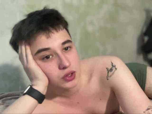 coolskum00 Live Webcam on BongaCams