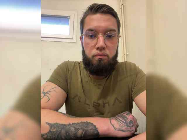 Hulkbody1 Live Webcam on BongaCams