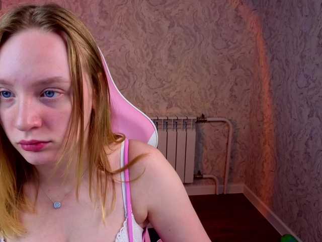 Dara-Lexx's BongaCams show and profile
