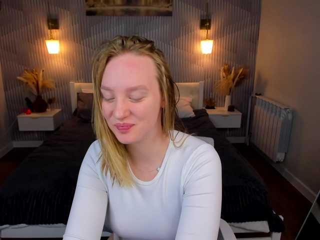 Dara-Lexx's BongaCams show and profile