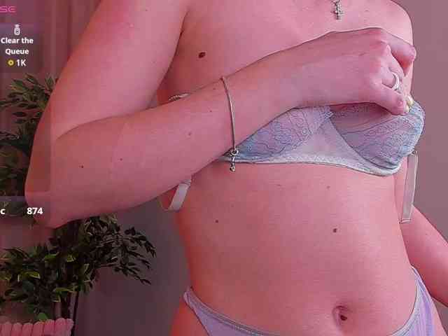 RinaKlark Live Webcam on BongaCams