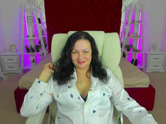 IrissMoon Live Webcam on BongaCams