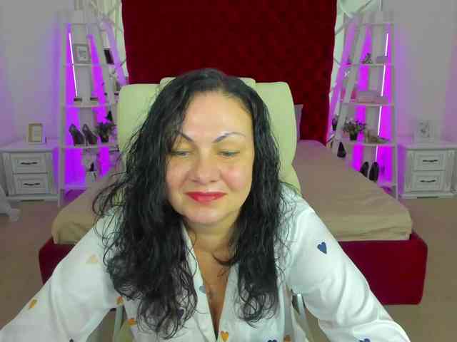 IrissMoon Live Webcam on BongaCams