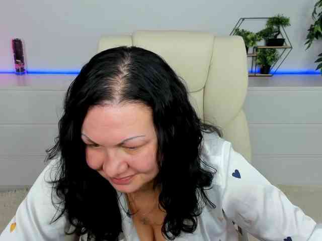 IrissMoon Live Webcam on BongaCams