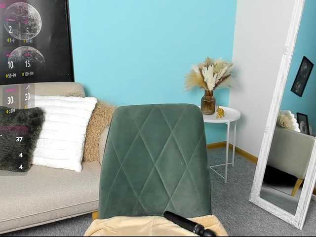 Jaidii's BongaCams show and profile