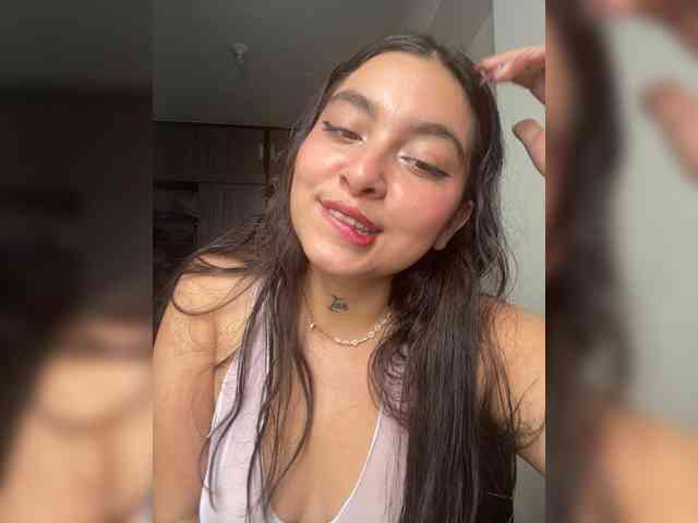 Naughtyunknown webcam