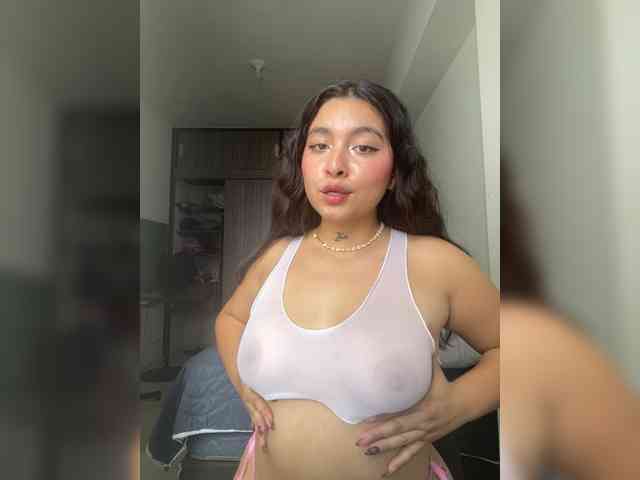 Naughtyunknown webcam