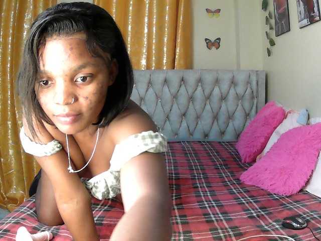 Lovelyquincy's BongaCams show and profile