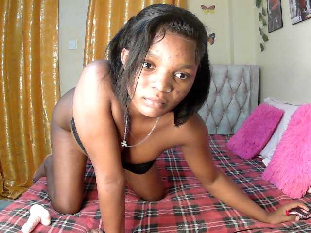 Lovelyquincy's BongaCams show and profile