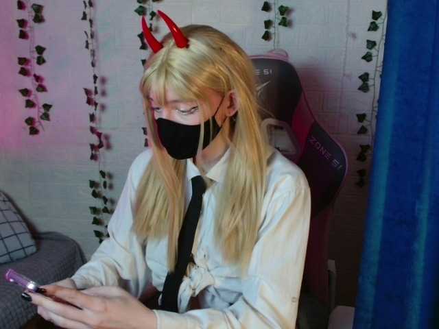 hidden-mary's BongaCams show and profile