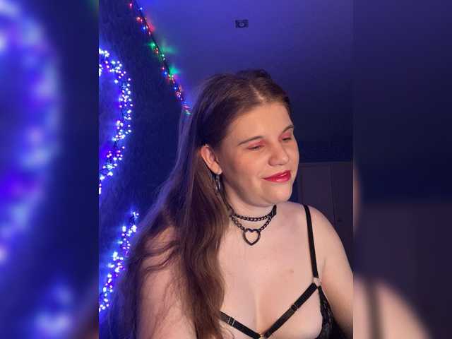 NightSiren's BongaCams show and profile