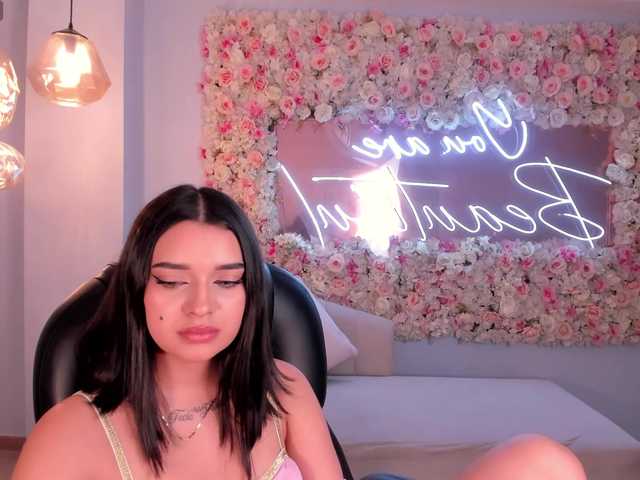 SkyDelacroix's BongaCams show and profile