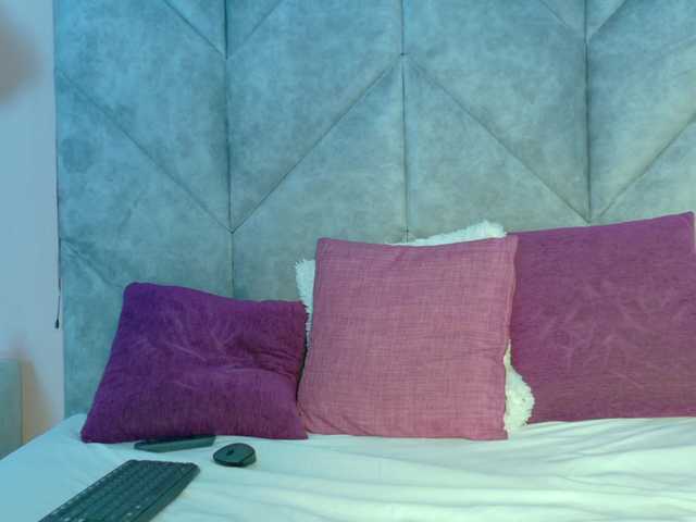 Alice-Monroe's BongaCams show and profile