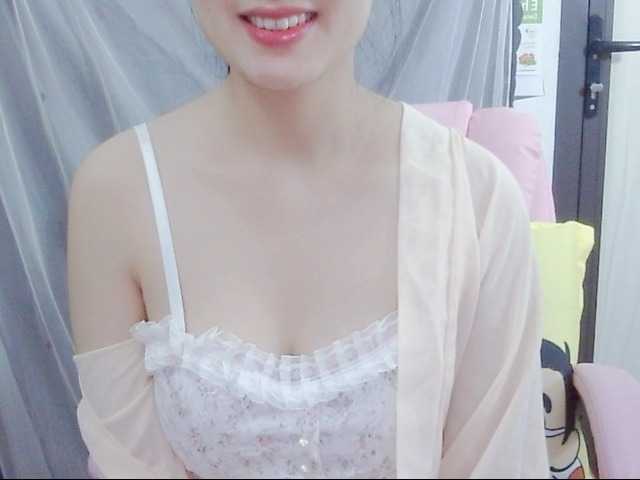 Pussy-Horny69's BongaCams show and profile