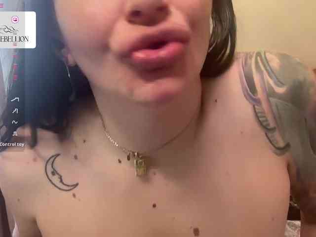 GypsyRebellion webcam