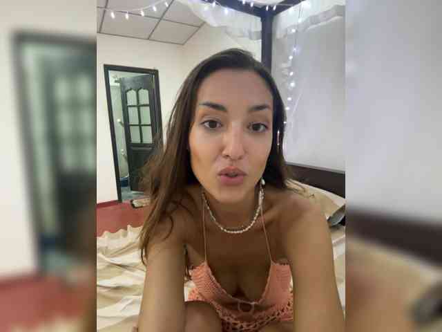 SelenaGoddessQuilla webcam