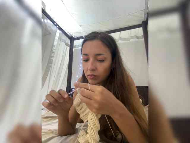 SelenaGoddessQuilla webcam