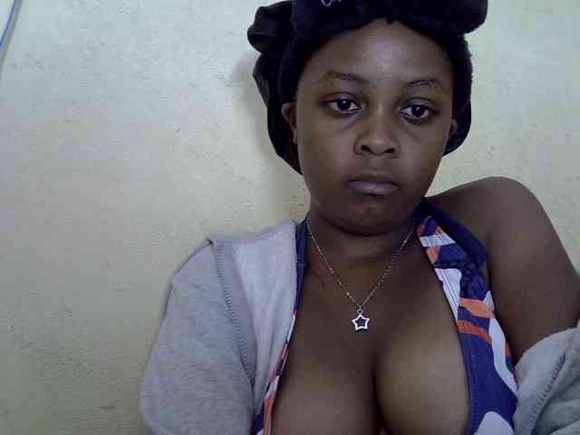 zyrac Live Webcam on BongaCams