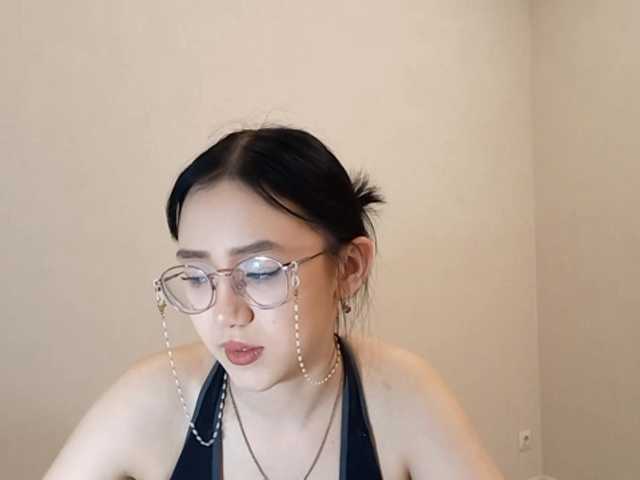 MyrleHenggeler's BongaCams show and profile