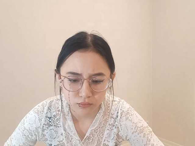 MyrleHenggeler's BongaCams show and profile